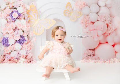 Elegant Blooming Arch