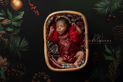 Elegant Evergreen Holiday - Petite