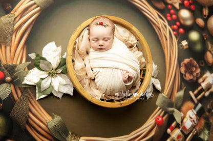 Elegant Nutcracker Christmas - Petite