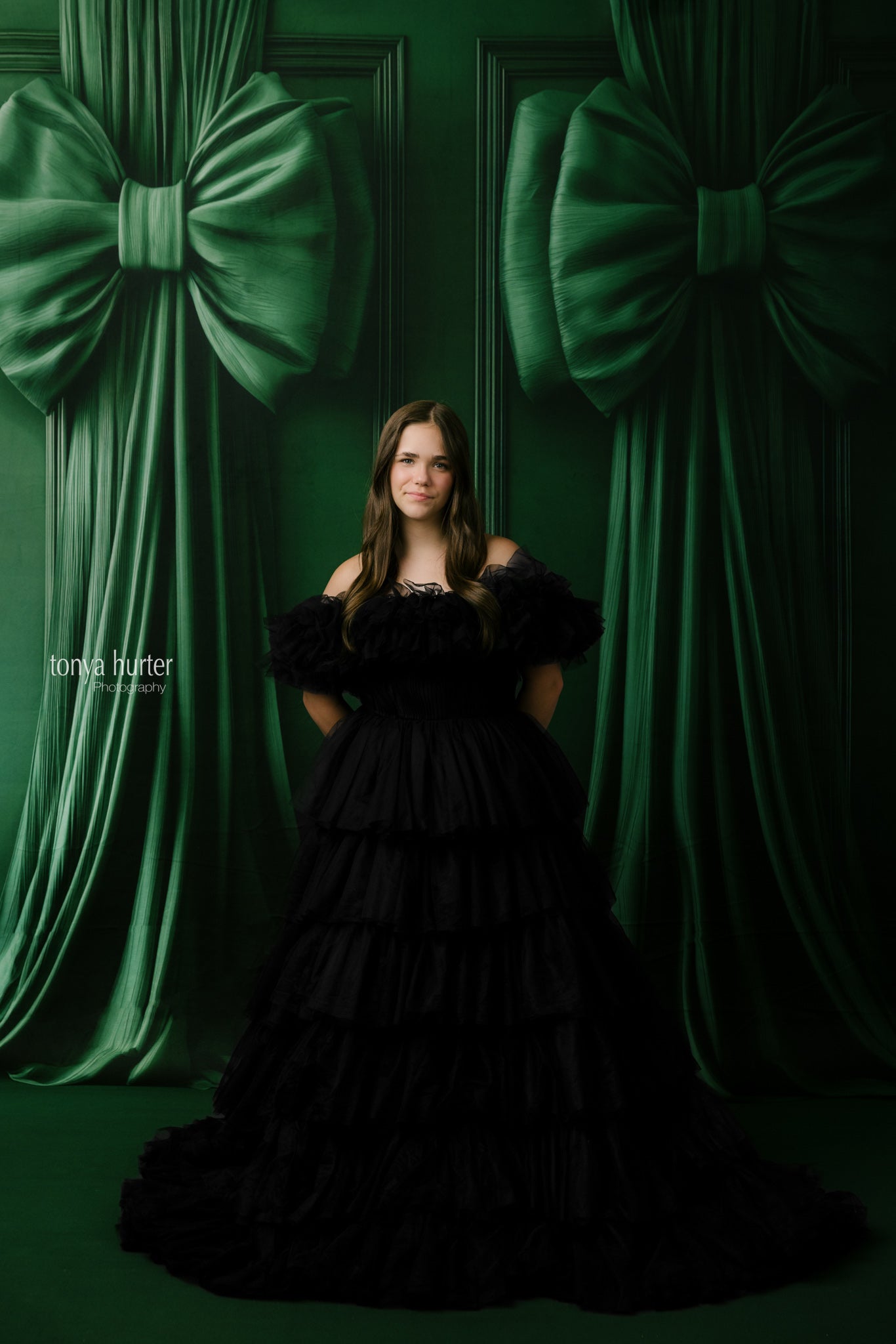 Emerald Bows - With Sweep Option