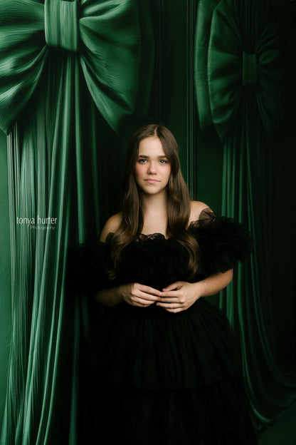 Emerald Bows - With Sweep Option