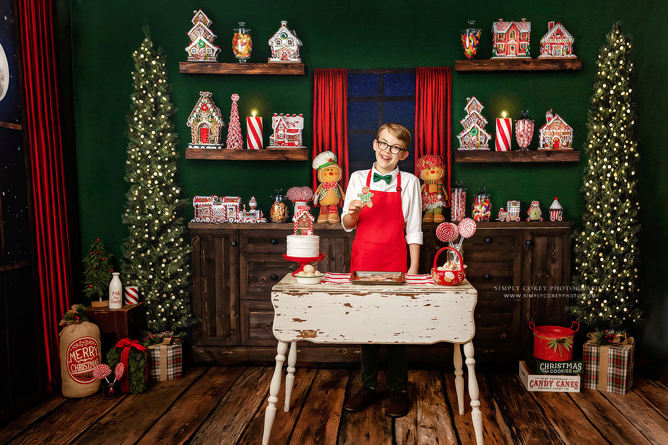 Evergreen Gingerbread Kitchen With A View - Room