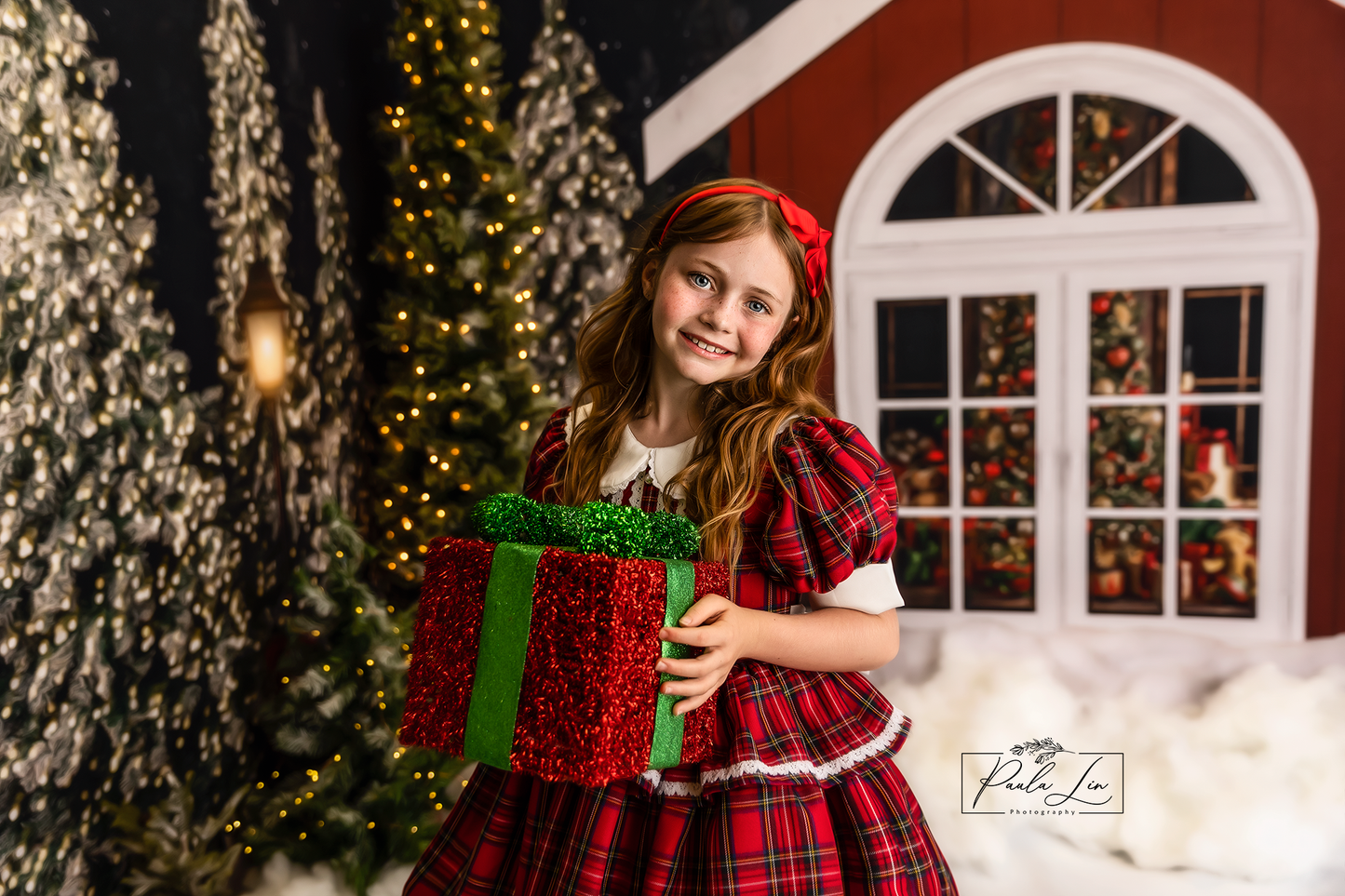 Christmas Cottage 2pc Room