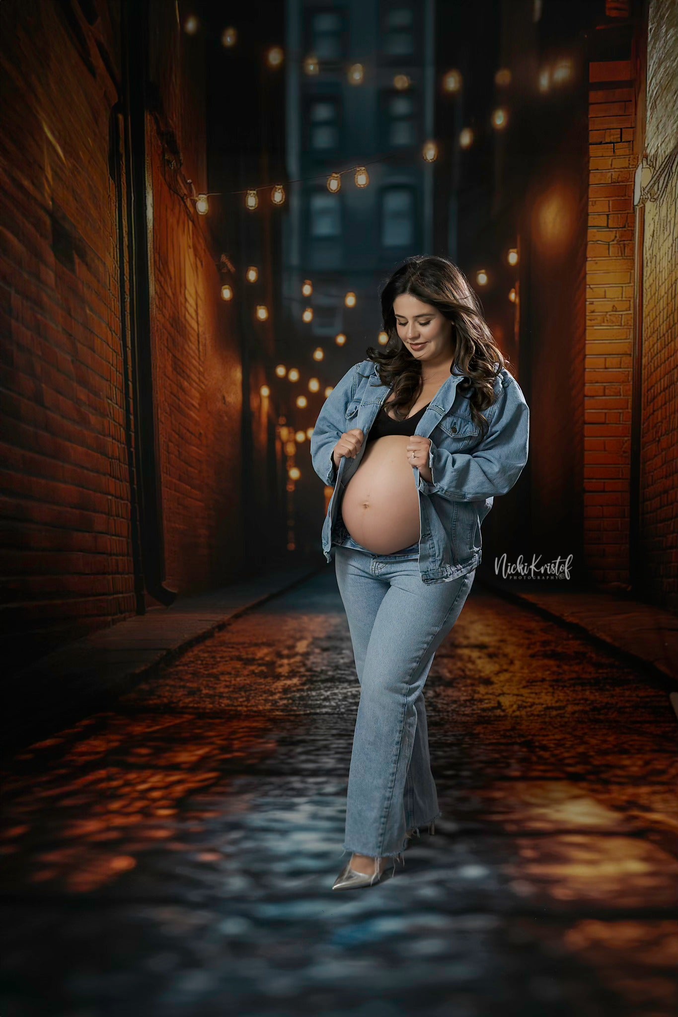 Gilded Alleyway - Sweep Sizes Only