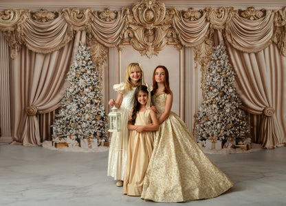 Elegant Golden Noel - Room