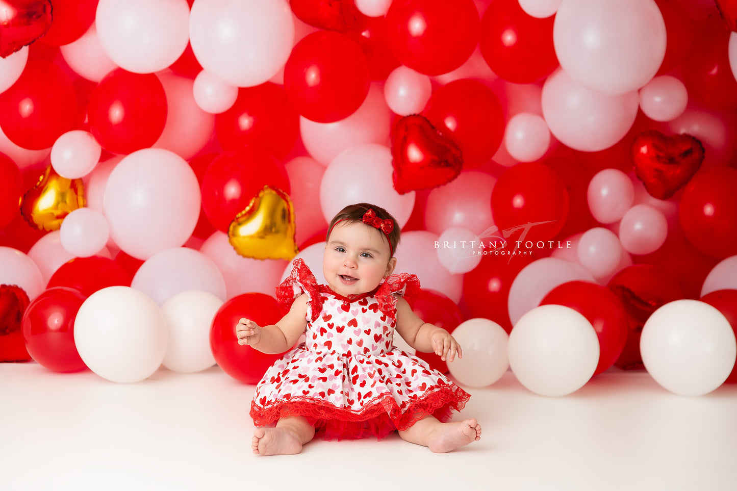 Happy Valentine Balloon Wall