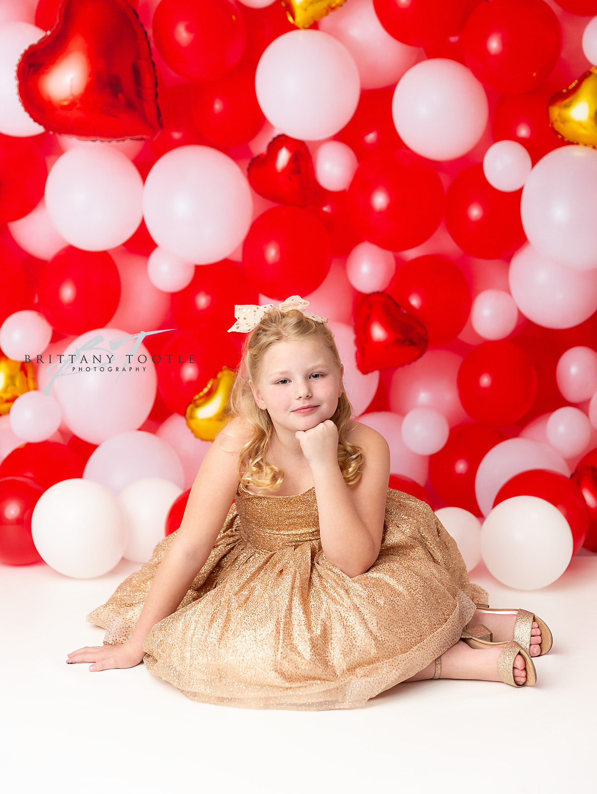 Happy Valentine Balloon Wall