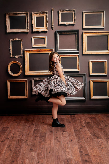 Jewel Frames - Brown - With Sweep Option