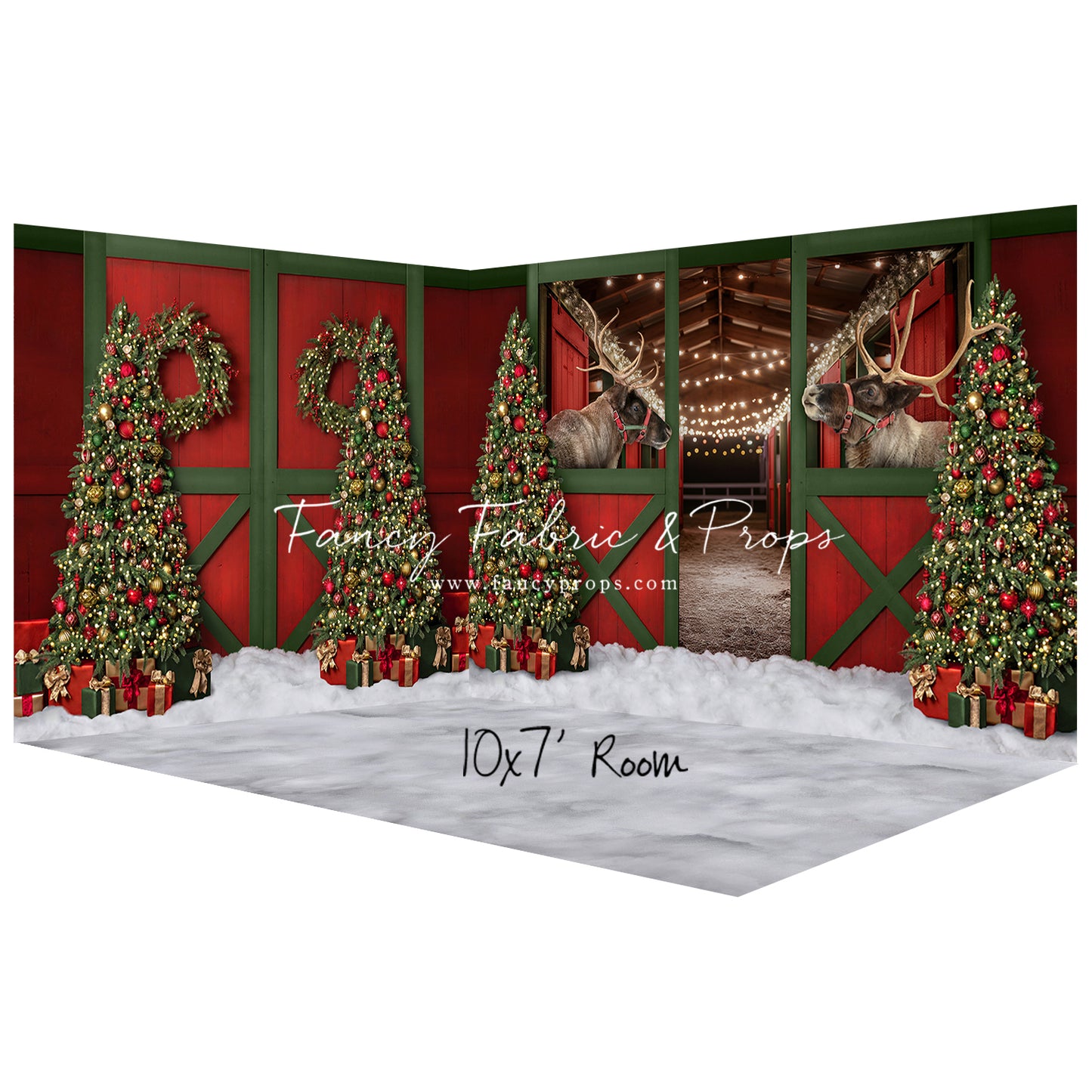 Jolly Reindeer Barn - With Reindeer - Room