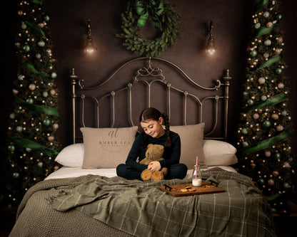 Joyful Winter's Eve - Room