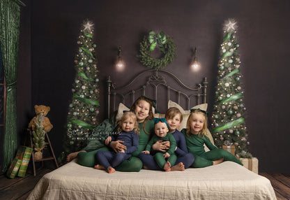 Joyful Winter's Eve - Room