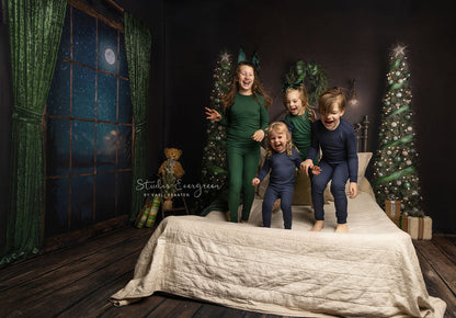 Joyful Winter's Eve - Room