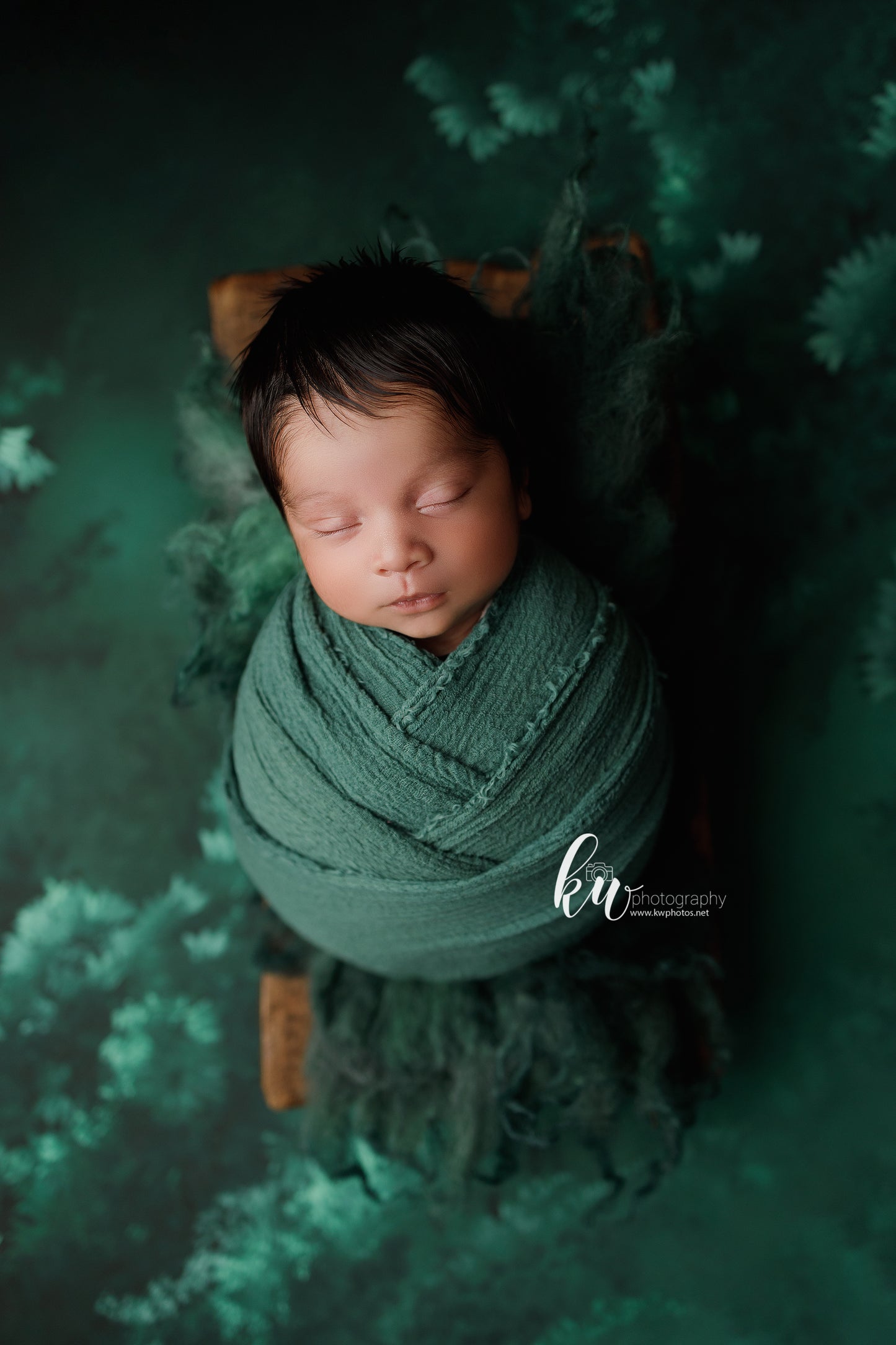 Lush Emerald Green - Petite