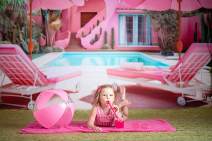 Barbie's Poolside Vacation - Grass Floor - With Sweep Option