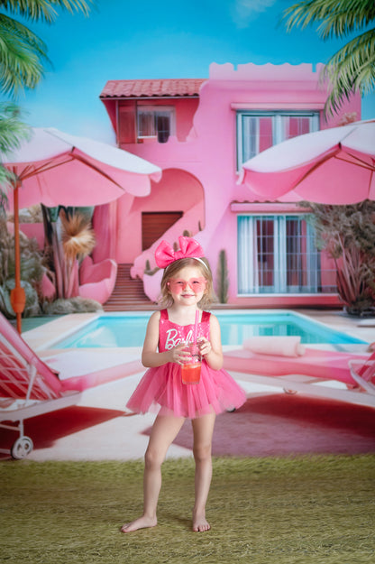 Barbie's Poolside Vacation - Grass Floor - With Sweep Option