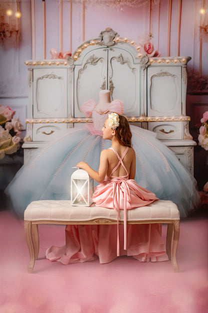 Miss Charlotte - Pink Carpet - With Sweep Option