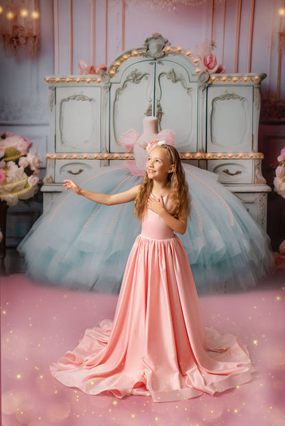 Miss Charlotte - Pink Carpet - With Sweep Option