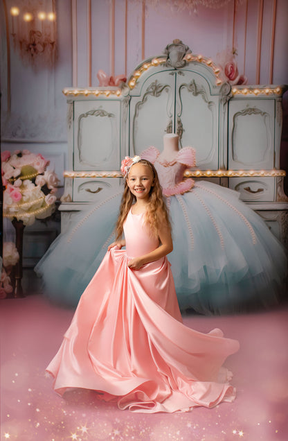 Miss Charlotte - Pink Carpet - With Sweep Option