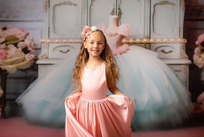 Miss Charlotte - Pink Carpet - With Sweep Option