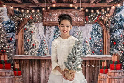 Mistletoe Farms Tree Stand - with Sweep Option