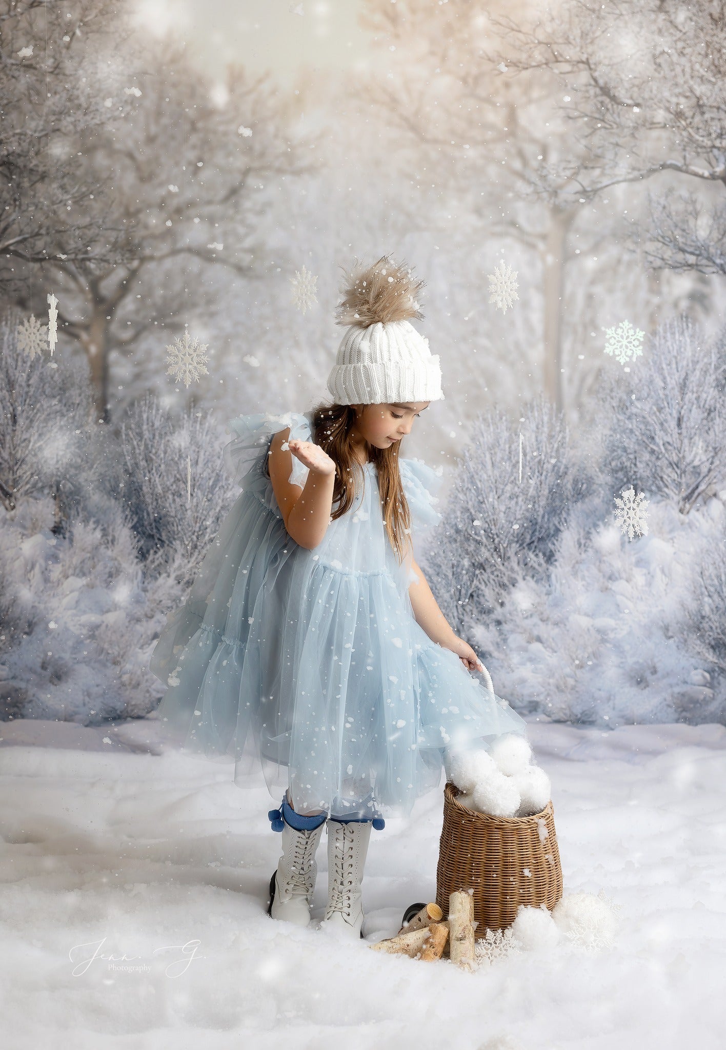 Snowy Serenity Forest 2pc Room