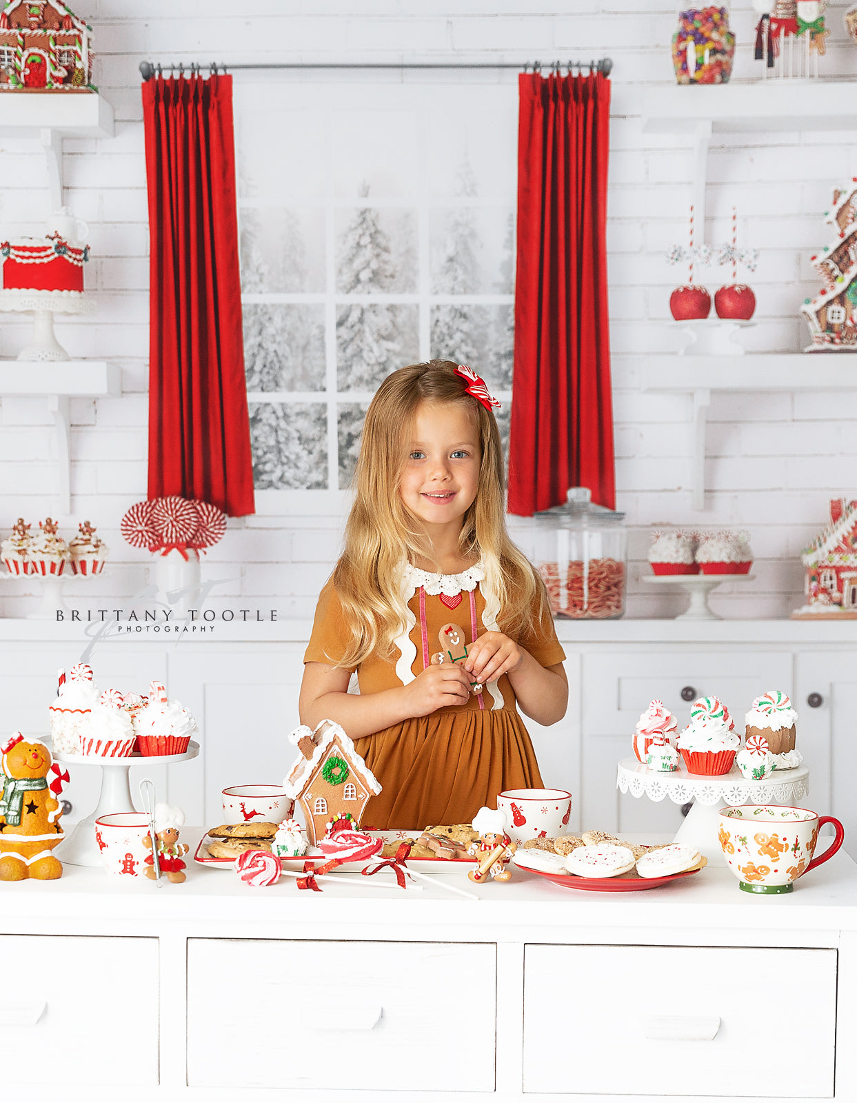 Mrs. Claus Sweet Kitchen 2pc Room