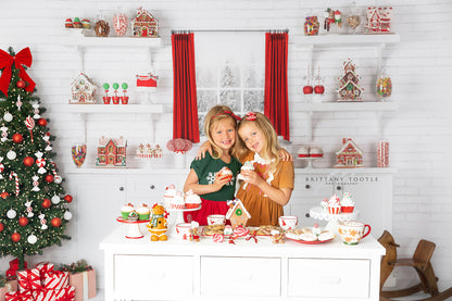 Mrs. Claus Sweet Kitchen 2pc Room