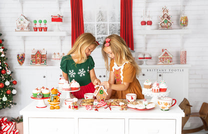 Mrs. Claus Sweet Kitchen