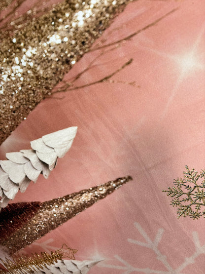 RTS Cozy Rosy - 80x60" Fleece - Creases - 60% Off