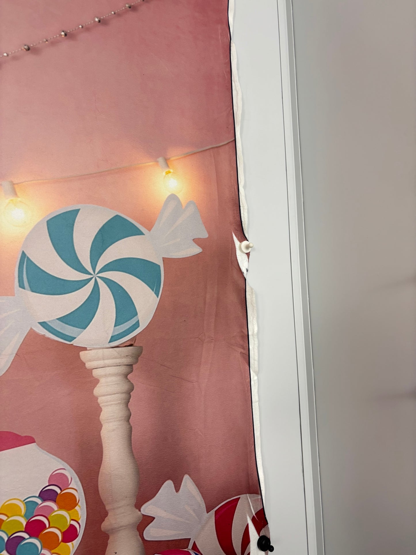 RTS Sweet As Candy - 9x6' Value Luxe - Bad Crop/Folds - 60% Off