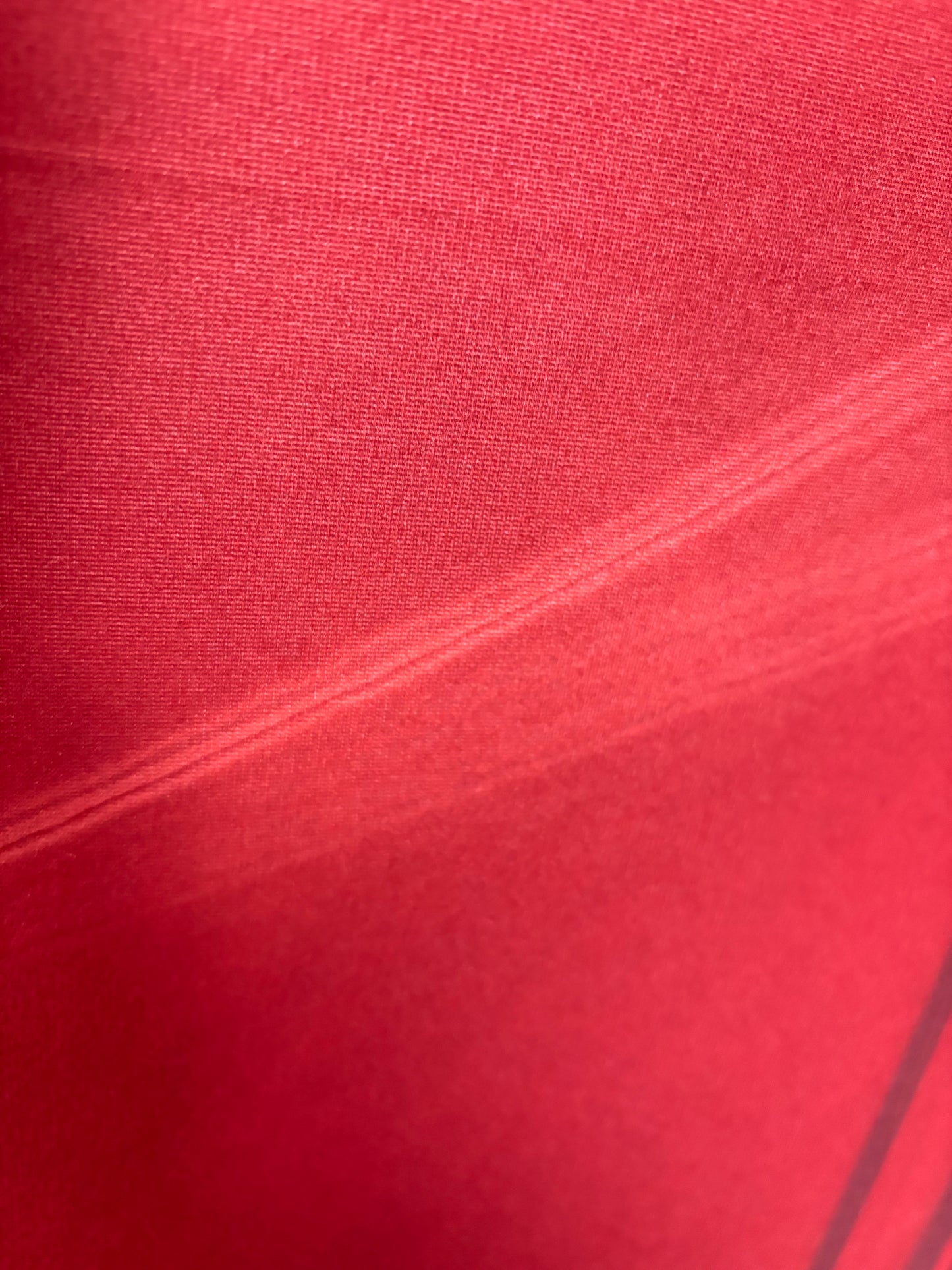 RTS Classic Red Wainscoting Wall - 12x9' Wrinkle-Free - Creases - 60% Off