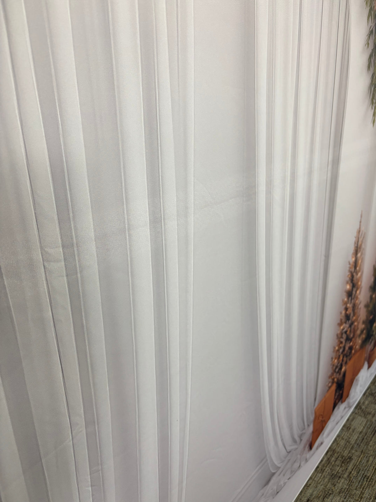 RTS Snowfall Arch - 10x7' Wrinkle-Free Fabric - Lines Throughout - 60% Off