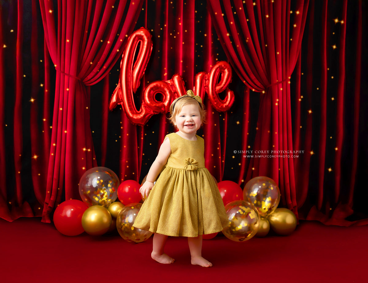 Red Carpet Glam - With Sweep Option