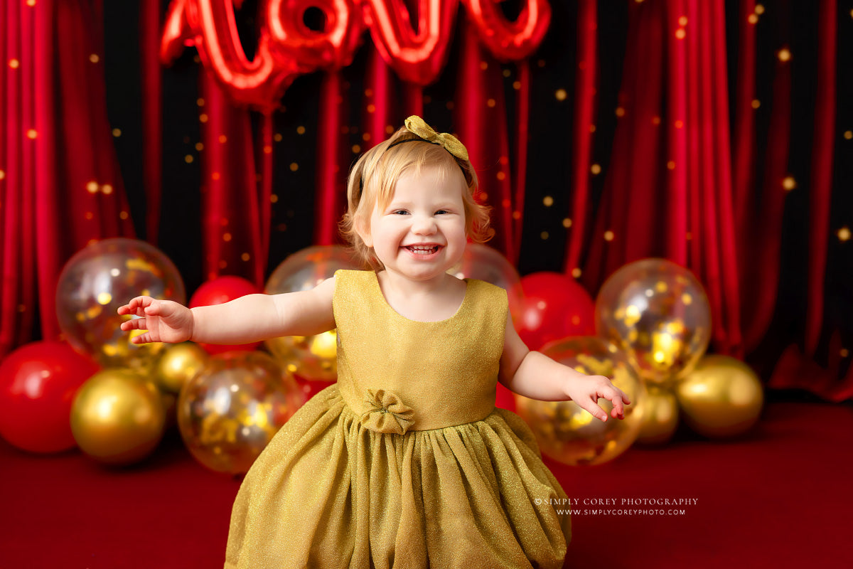 Red Carpet Glam - With Sweep Option