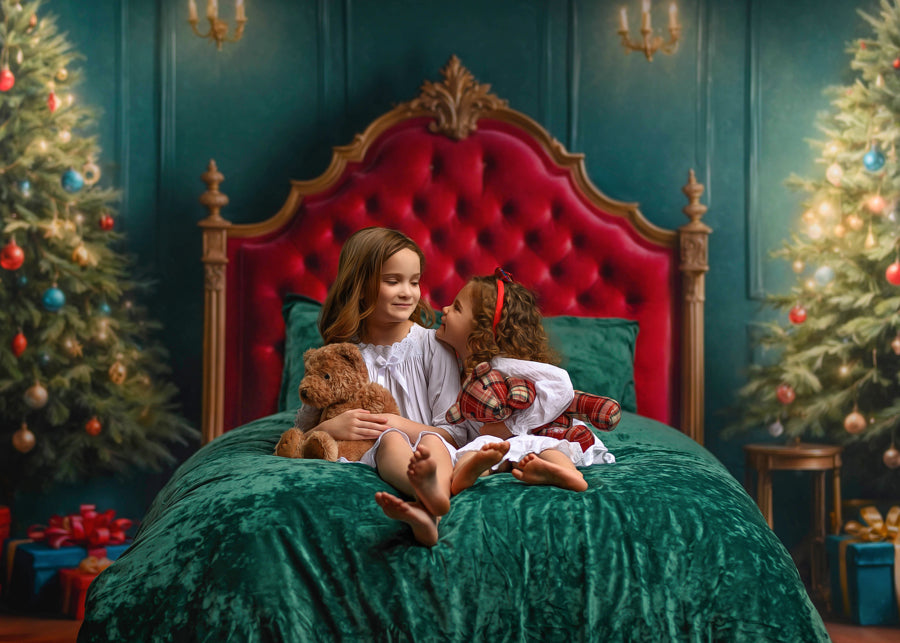 Royal Repose in Yuletide - With Sweep Option