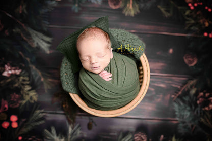 Rustic Pine & Firs - Petite