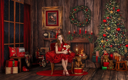 Santa's Cozy Fireplace - Room