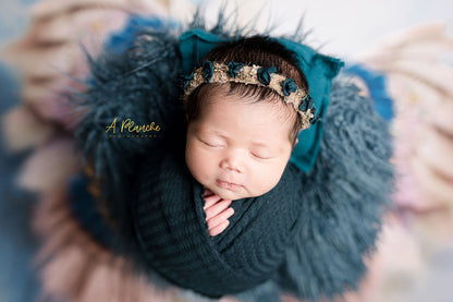 Shimmering Golden Feathers - Petite