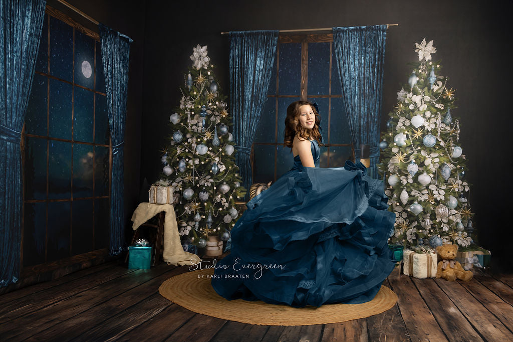 Simple Festive View - Room