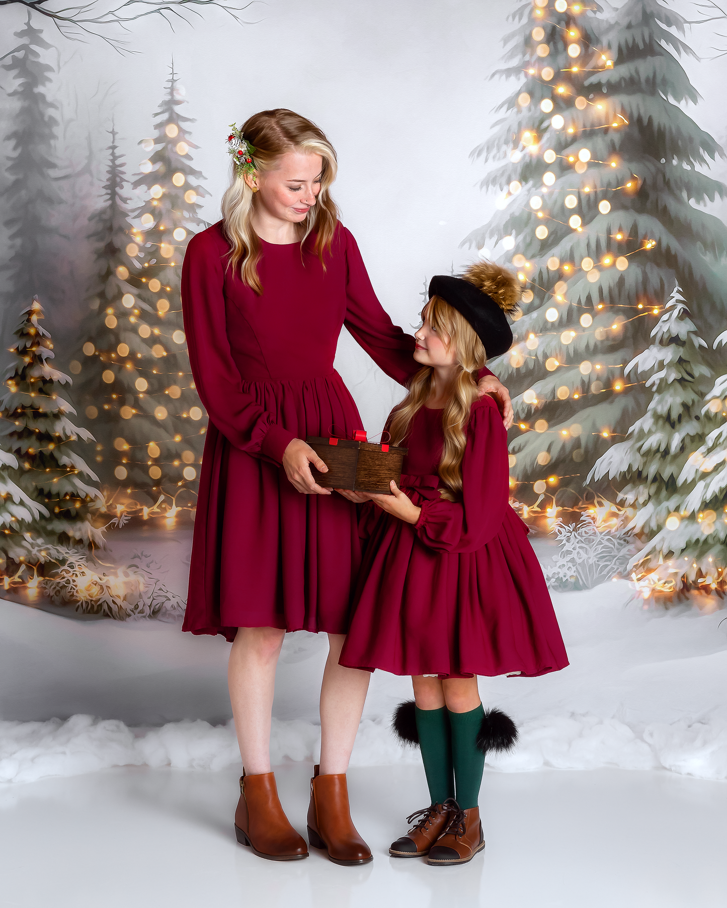 Snowy Estate Trail Room