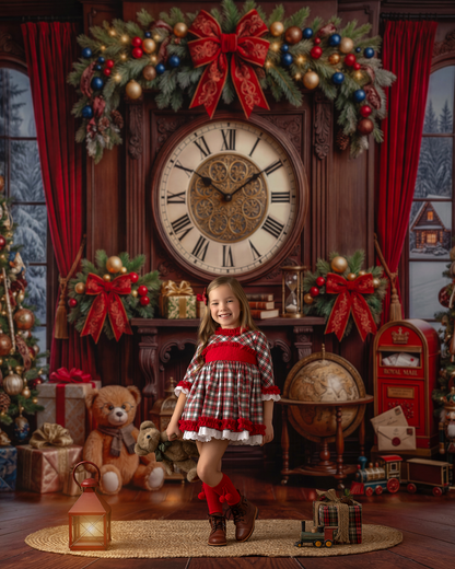 The Grand Christmas Clock - with Sweep Option
