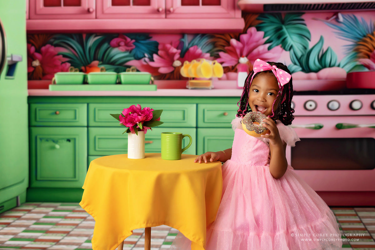 Tropical Kitchen - Green & Pink - With Sweep Option