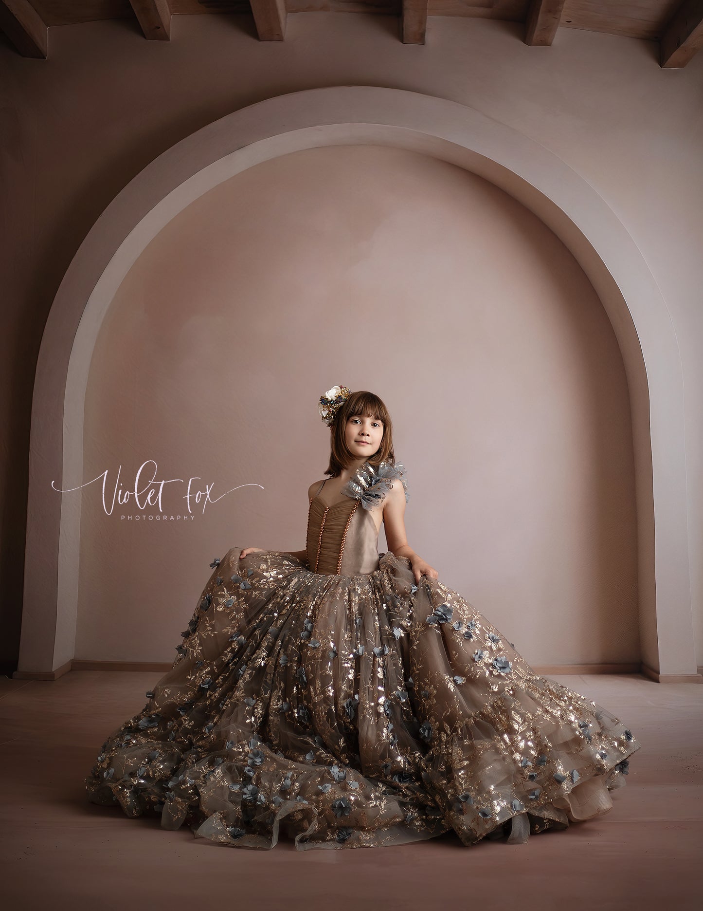 Beige Elegant Arch - Tile Floor - With Sweep Option