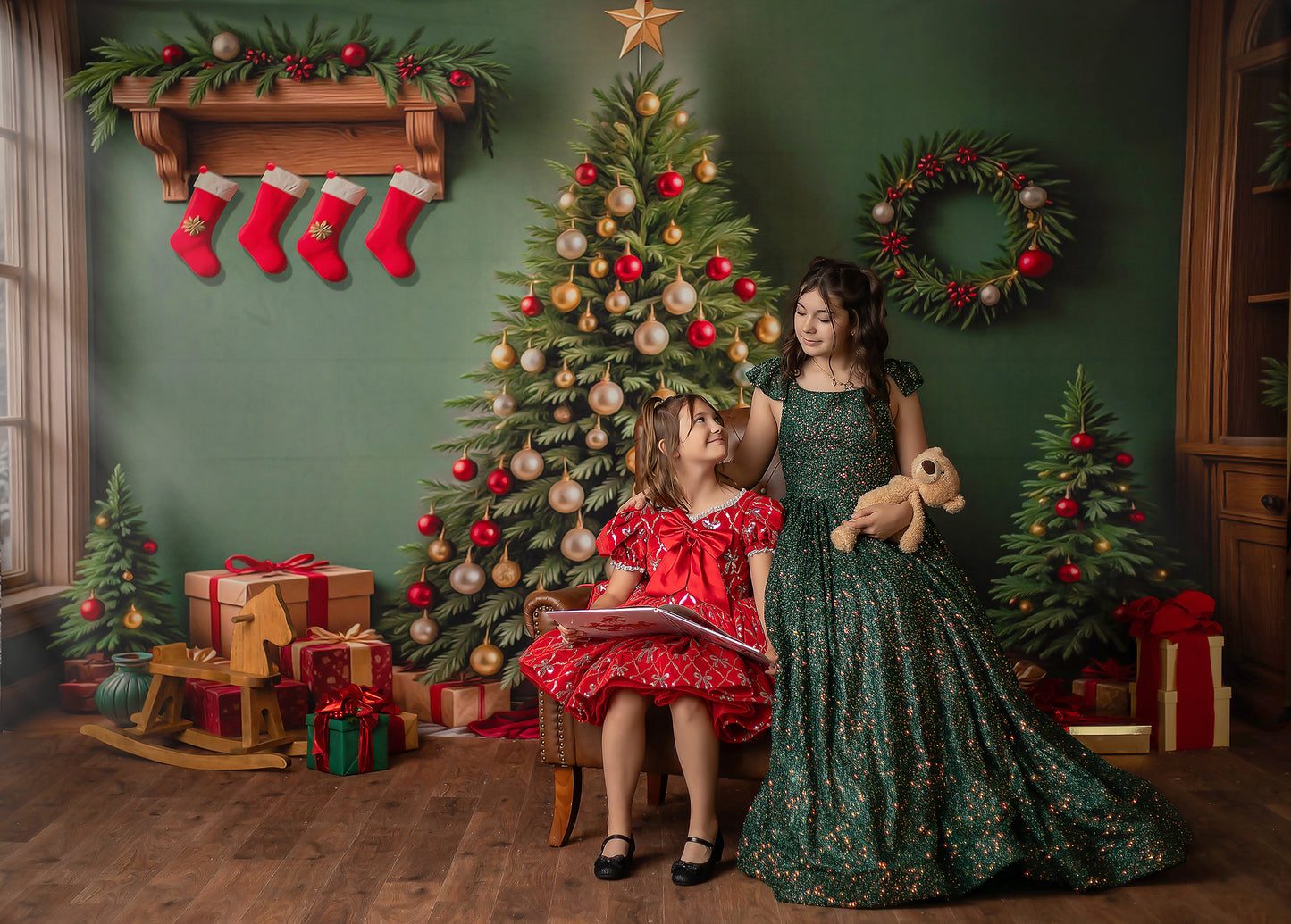 Stockings & Spruce - with Sweep Option