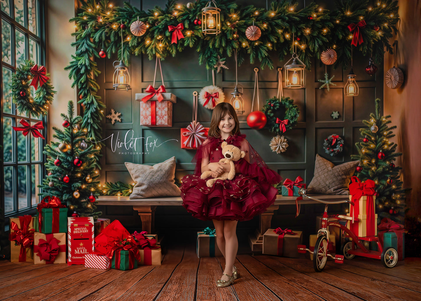 Merry & Bright Bench - with Sweep Option