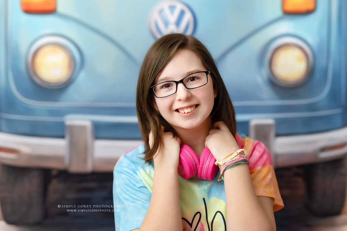 VW Artistic Alley - With Sweep Option