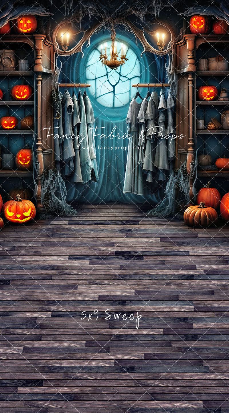 Haunted Wardrobe -Grey Floor - With Sweep Option