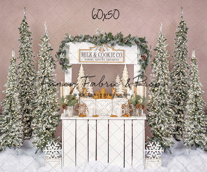 Cream & Sugar Cocoa Stand