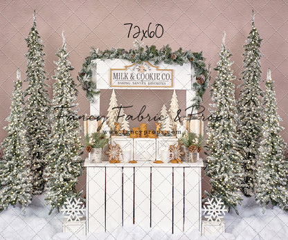 Cream & Sugar Cocoa Stand