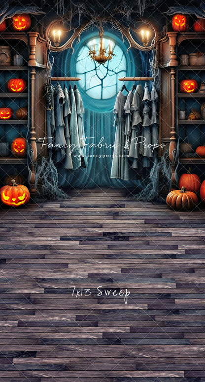 Haunted Wardrobe -Grey Floor - With Sweep Option